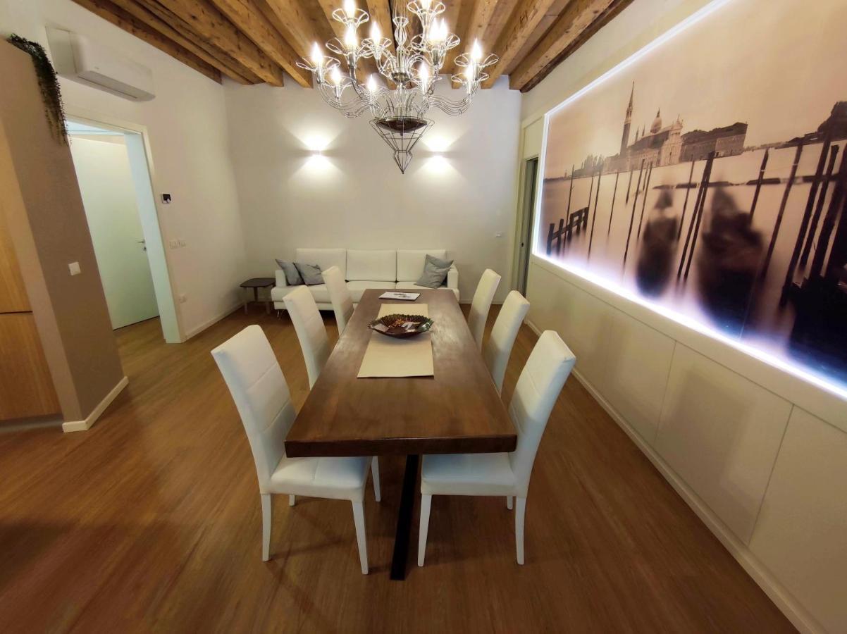 Deluxe 3 Bedroom Flat In Rialto Venise Extérieur photo