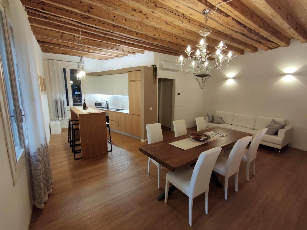Deluxe 3 Bedroom Flat In Rialto Venise Extérieur photo
