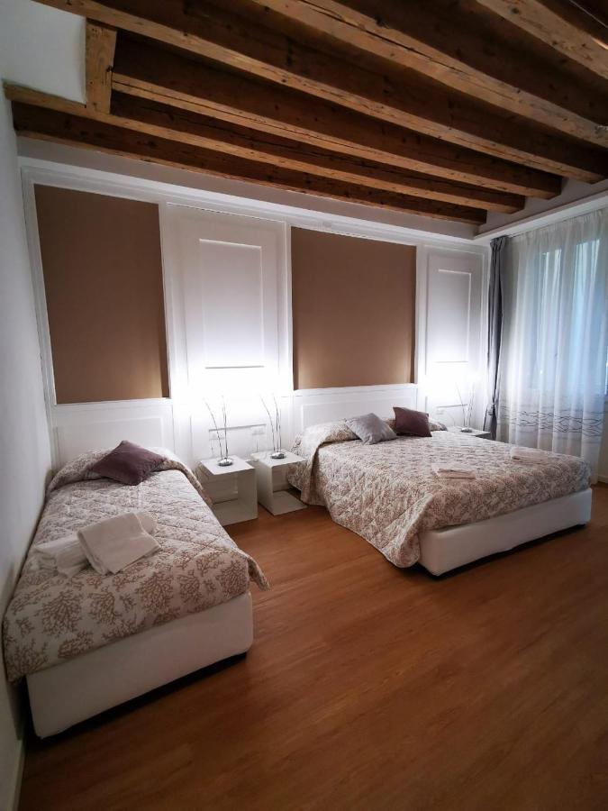 Deluxe 3 Bedroom Flat In Rialto Venise Extérieur photo