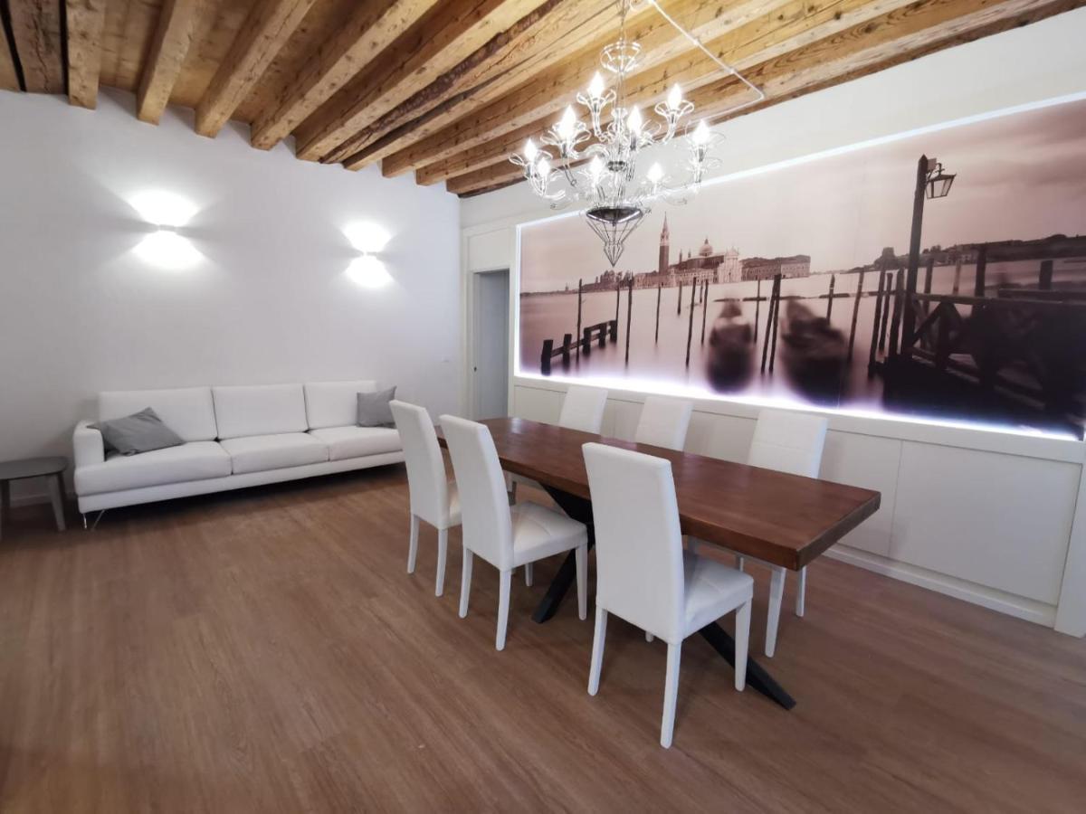Deluxe 3 Bedroom Flat In Rialto Venise Extérieur photo