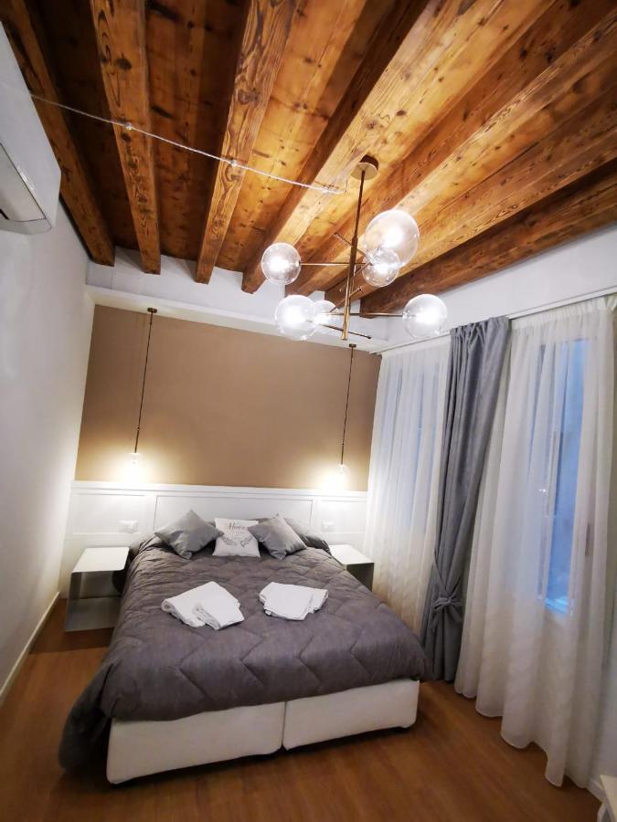 Deluxe 3 Bedroom Flat In Rialto Venise Extérieur photo