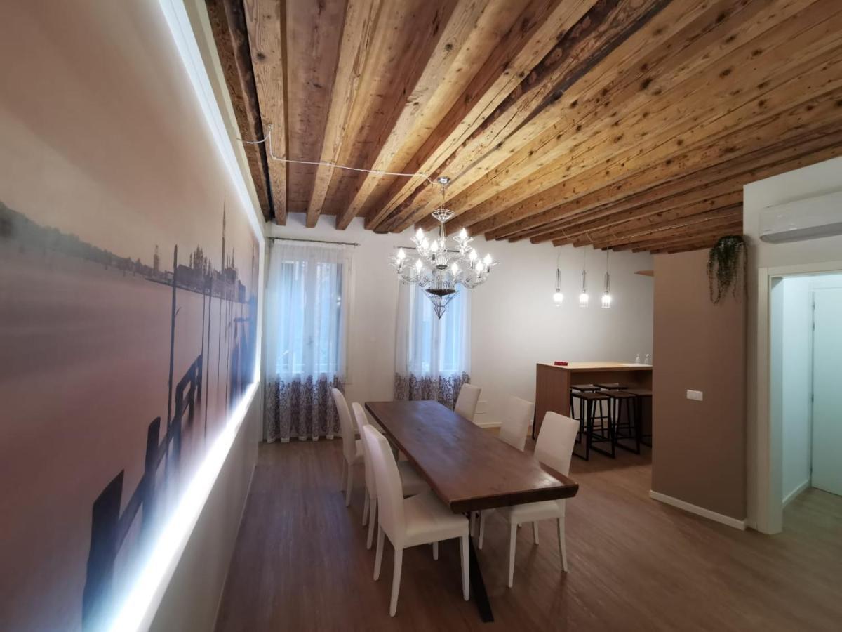 Deluxe 3 Bedroom Flat In Rialto Venise Extérieur photo